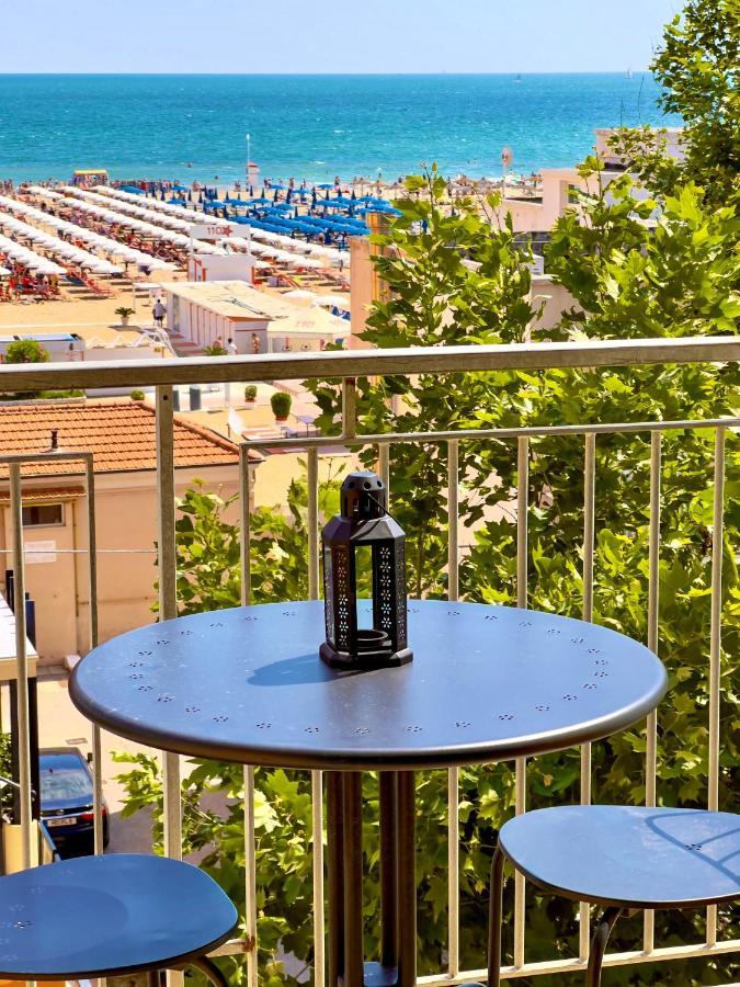 Appartamenti Leone - Vista Mare - Pet Friendly Rimini Luaran gambar
