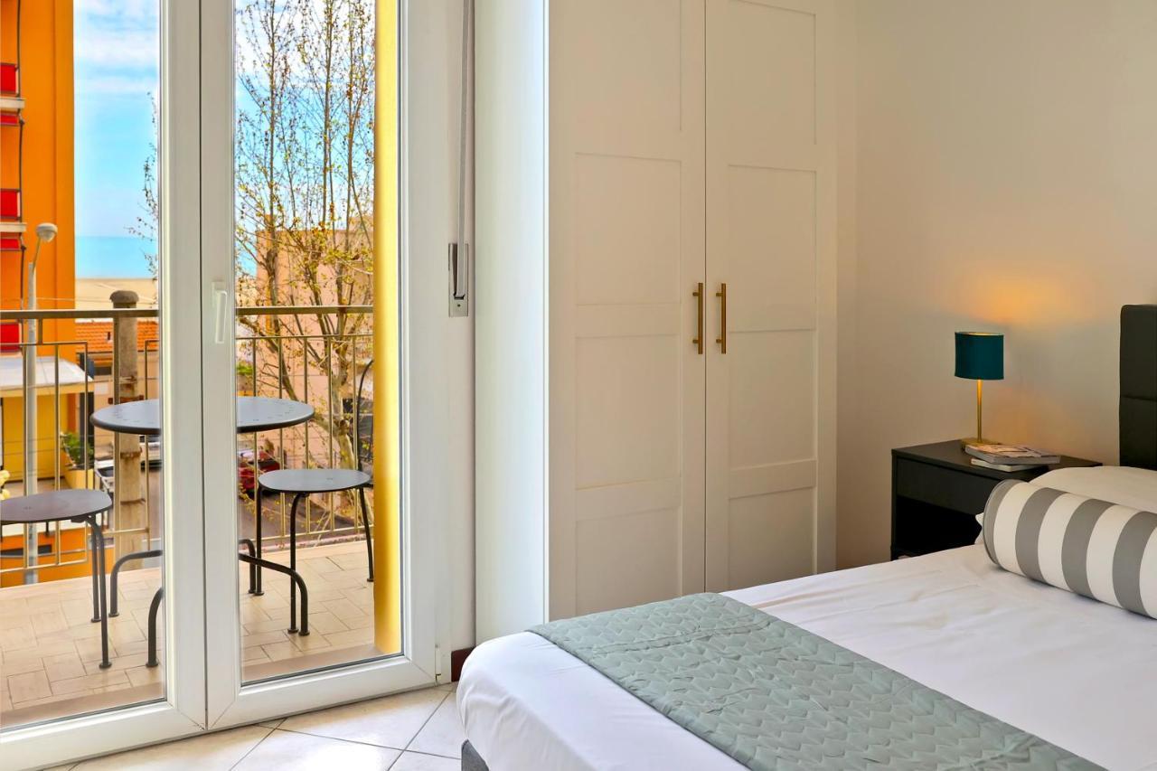 Appartamenti Leone - Vista Mare - Pet Friendly Rimini Luaran gambar