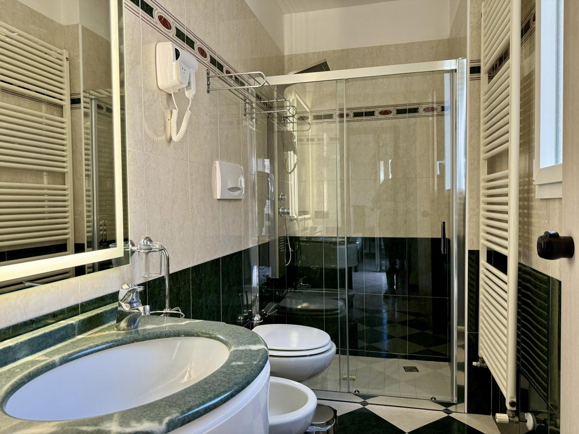 Appartamenti Leone - Vista Mare - Pet Friendly Rimini Luaran gambar