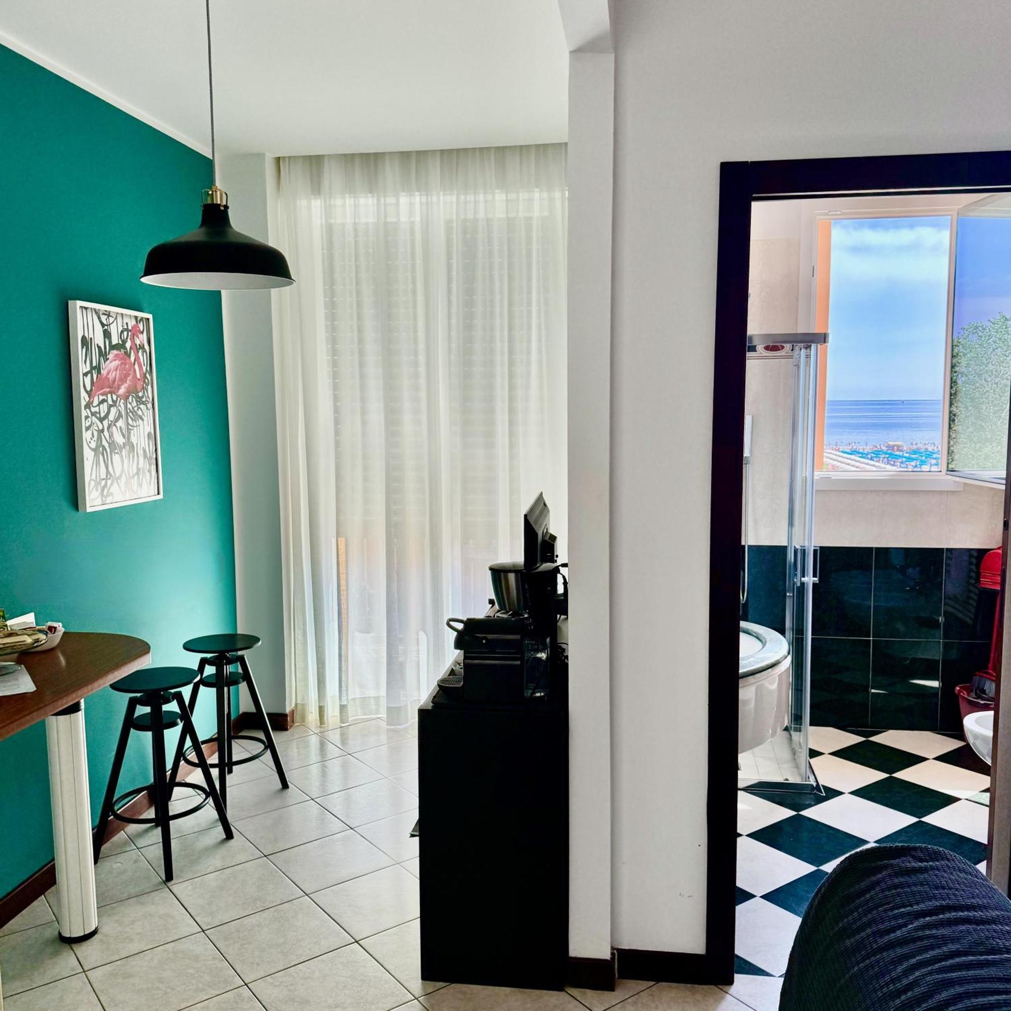 Appartamenti Leone - Vista Mare - Pet Friendly Rimini Luaran gambar